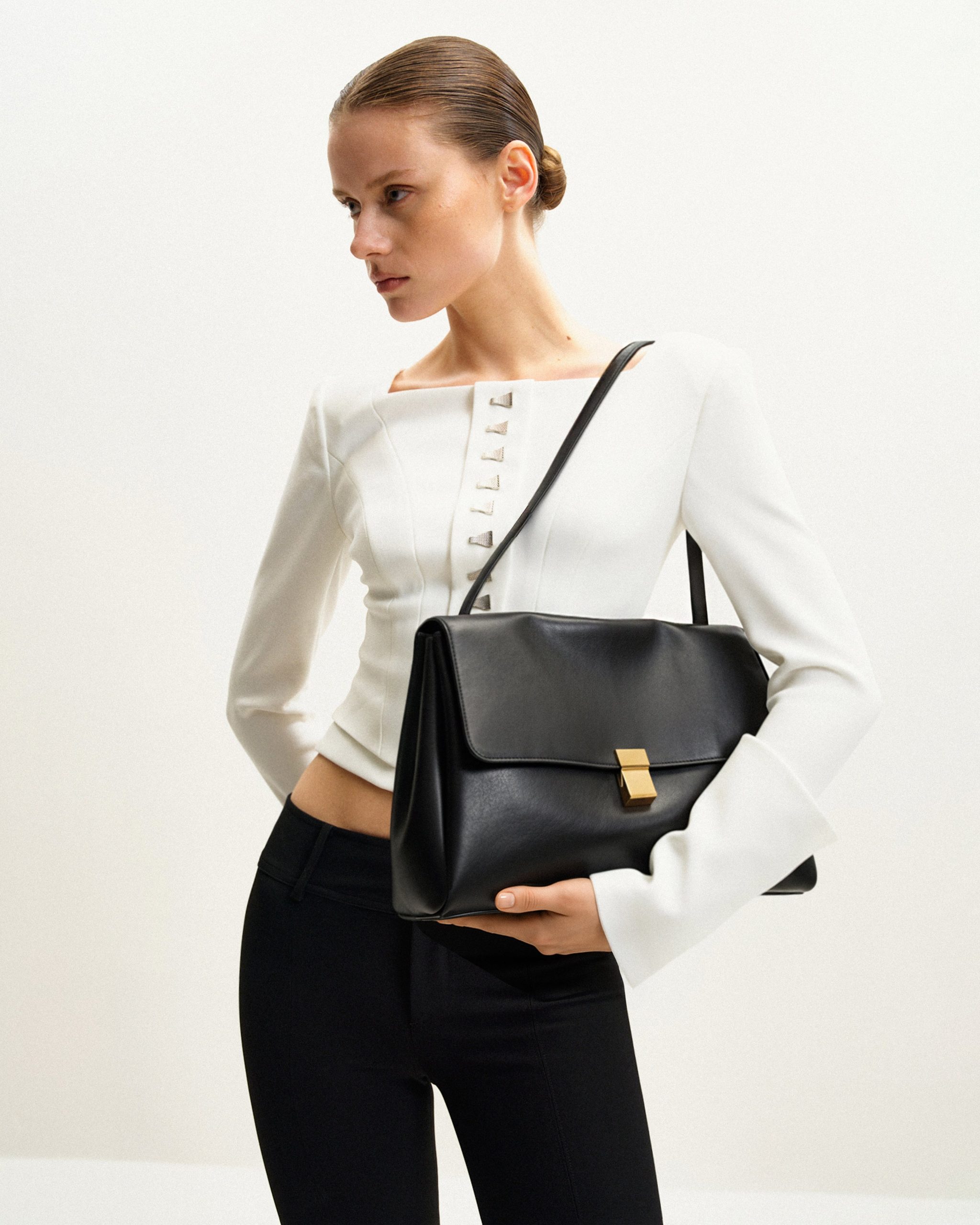 Hilary Shoulder Bag - Black - Image 2